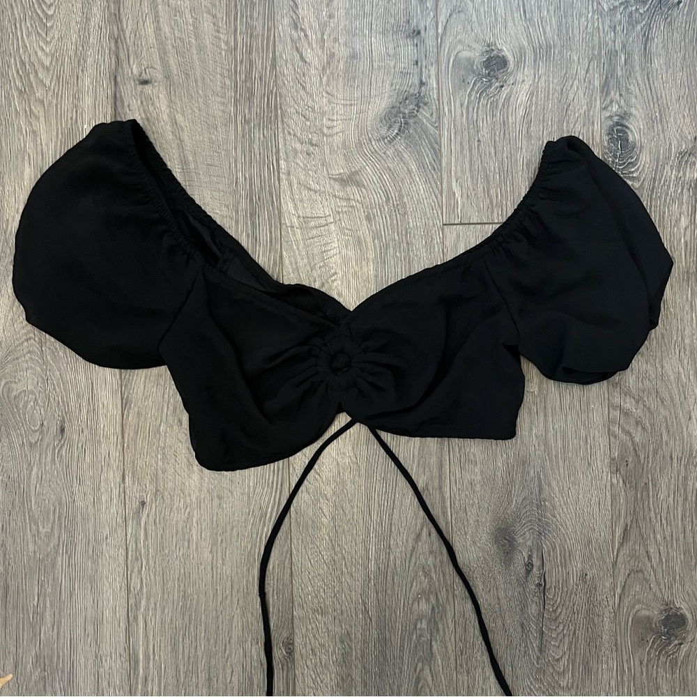 Black tie crop top